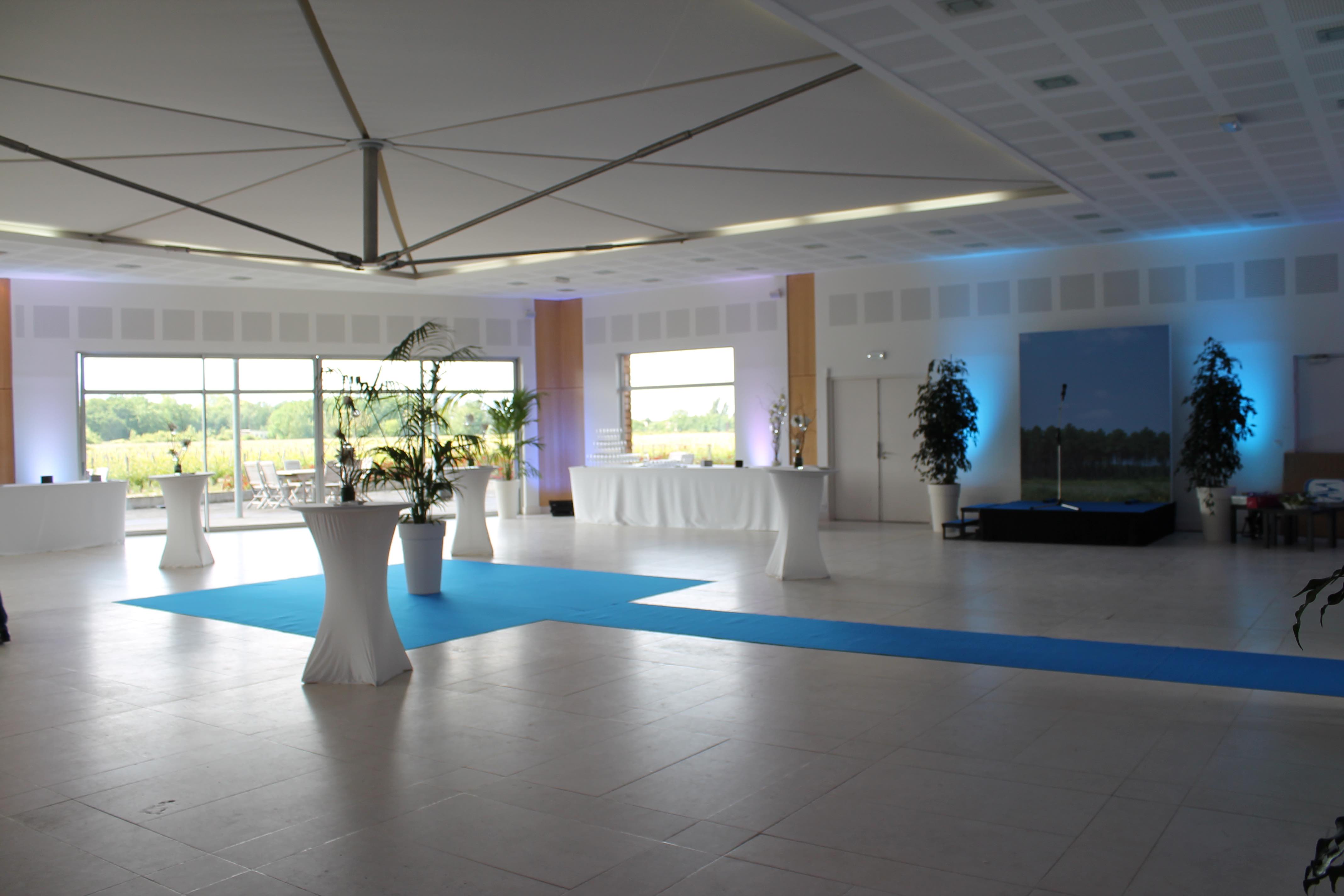 Grande salle événementielle du Château Luchey-Halde